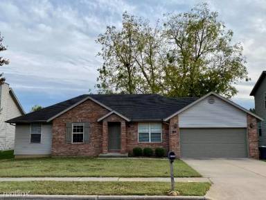 Main picture of 3836 W Jordan St