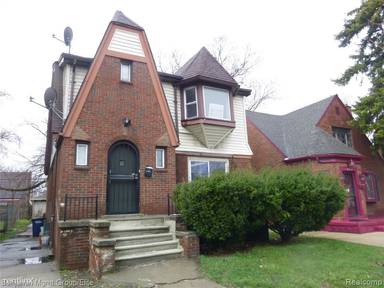 Main picture of 18445 Stoepel St