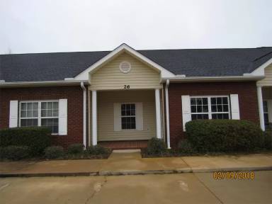 Main picture of 8 Breckenridge Ct