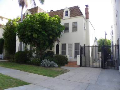 Main picture of 132 S Palm Dr