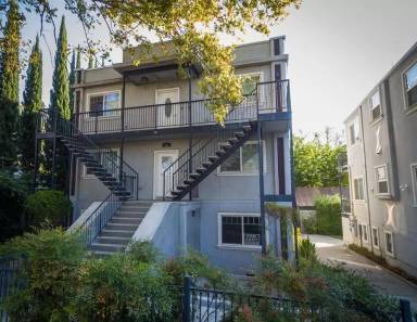 Main picture of 813 F St