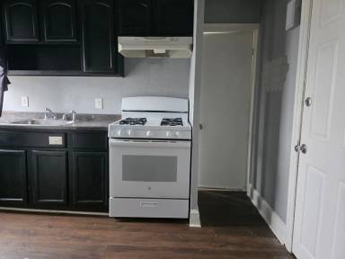Main picture of 211 Maryland Ave