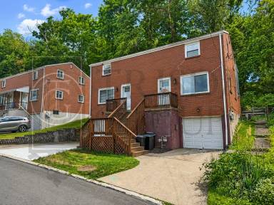 Main picture of 424 Jacobson Dr