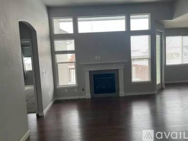 Main picture of 3211 Laguna Ct