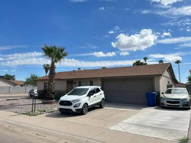 Main picture of 801 W El Alba Way