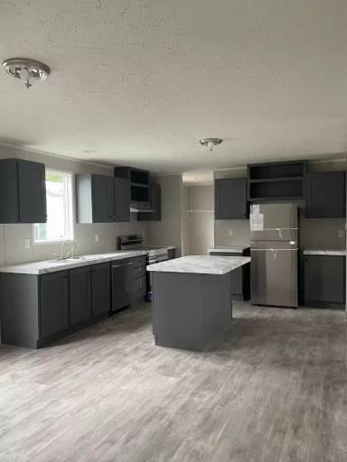 Main picture of 421 Marcus Ln
