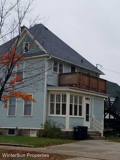 Main picture of 383 Maple Ave