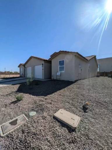 Main picture of 760 NW Garden Pl
