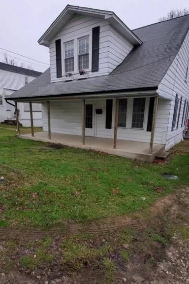 Main picture of 2906 Montana Ave