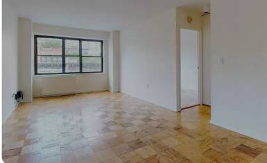 Main picture of E 80th