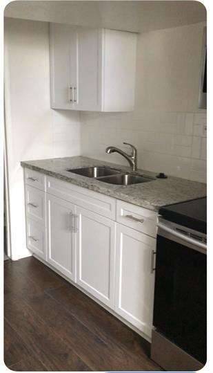 Main picture of 575 S Coleman St