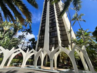 Main picture of Liliʻuokalani Gardens at Waikiki King Tower