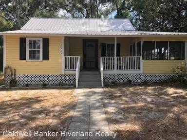 Main picture of 20795 River Dr