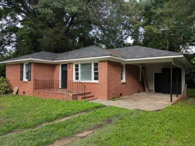 Main picture of 4301 Summerville Rd