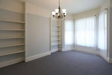 Main picture of 14 Whitney St