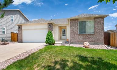 Main picture of 1325 Legend Oak Dr