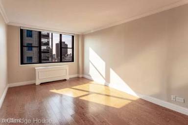 Main picture of Claridge House