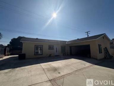 Main picture of 13410 Village Dr