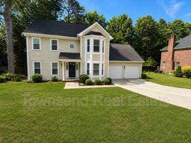 Main picture of 2937 Delaware Dr