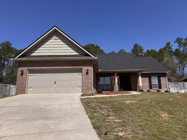 Main picture of 606 Rowan Cir