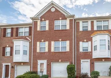 Main picture of 31 Townes Pl