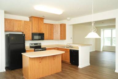Main picture of 580 Radford Ln