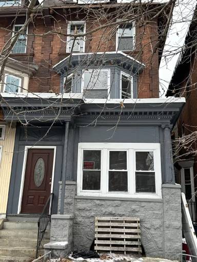 Main picture of 5113 Chester Ave