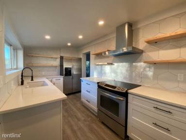 Main picture of 1085 Irving St