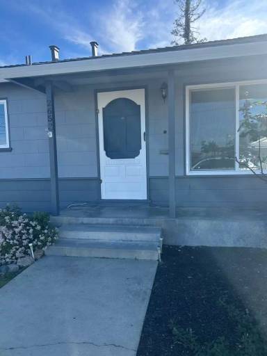Main picture of 2669 8th St