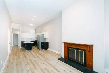 Main picture of 1419-1421 North Franklin Street - NF 1421-3