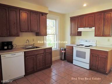 Main picture of 44 Linden St