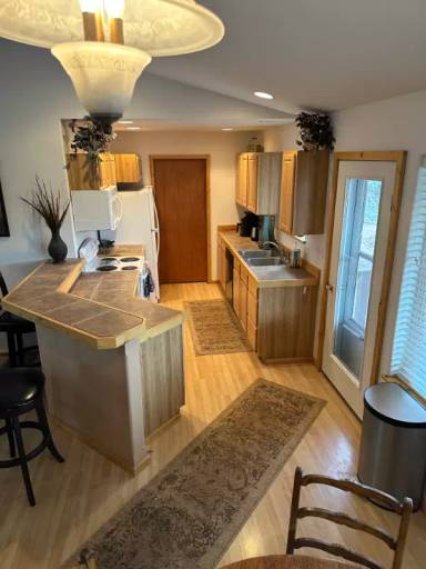 Main picture of 107 High K St