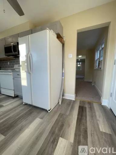 Main picture of 242 New St