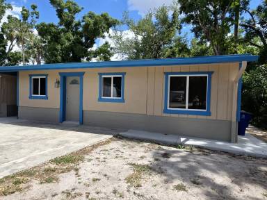 Main picture of 69 E Mariana Ave