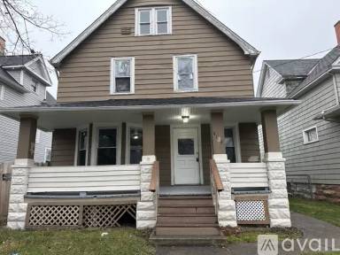 Main picture of 4124 Trowbridge Ave