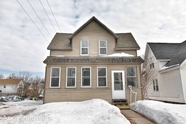 Main picture of 726 N 5th Ave E