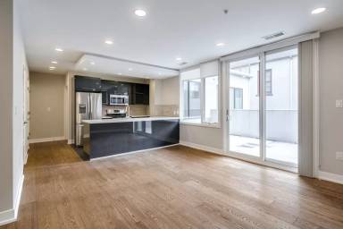 Main picture of 820 N 3rd St