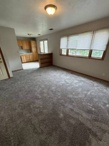 Main picture of 4616 Stockwell St
