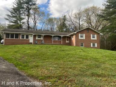 Main picture of 86 Cedar Hill Ln