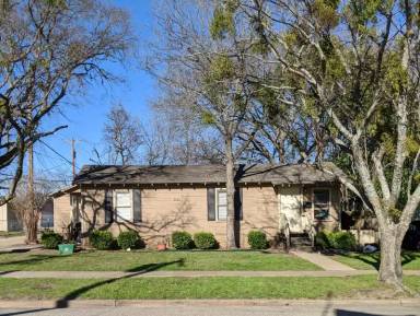 Main picture of 1012 Sycamore St