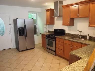 Main picture of 4441 Silverwood St