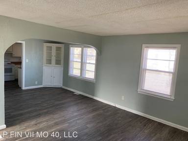 Main picture of 3328 Kensington Ave