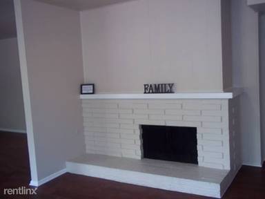 Main picture of Estates at Ridglea Hills