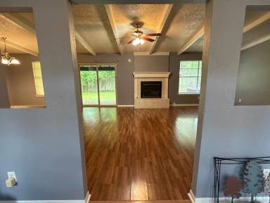 Main picture of 1404 E Vardeman Ave
