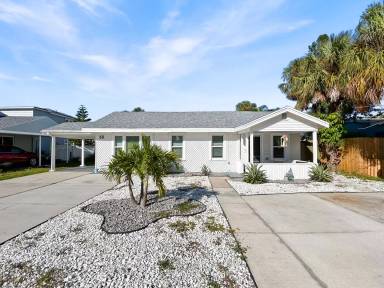Main picture of 56 44th Ave
