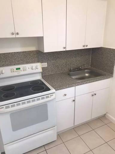 Main picture of 352 NW 11th St