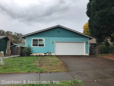 Main picture of 170 SE Goodnight Ave
