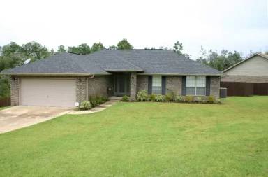 Main picture of 302 Gauntlet Dr