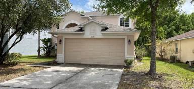 Main picture of 18153 Sandy Pointe Dr