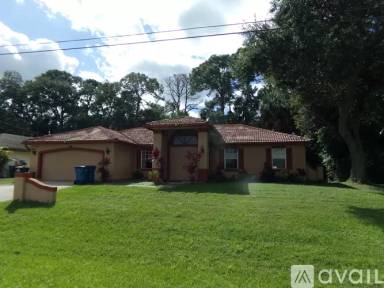 Main picture of 310 Seahorse Cir SE